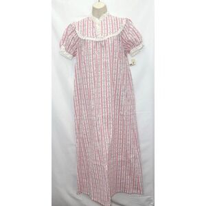 Vintage Lanz of Salzburg Tyrolean Hearts Prairie Nightgown S USA Floral Lace